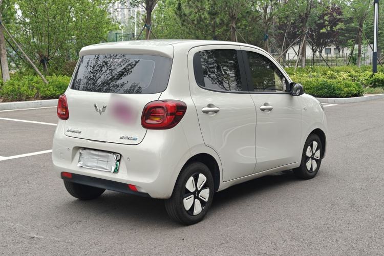 Used Wuling Hongguang MINIEV 2025 Four-Door Version Advanced Edition Exterior 5
