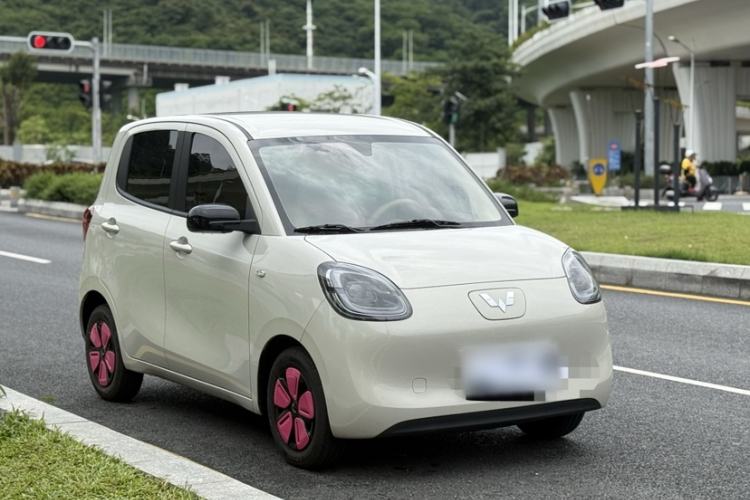 Used Wuling Hongguang MINIEV 2025 Four-Door Version Advanced Edition Exterior 5
