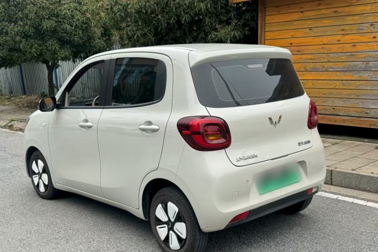 Used Wuling Hongguang MINIEV 2025 Four-Door Version Advanced Edition Exterior 5