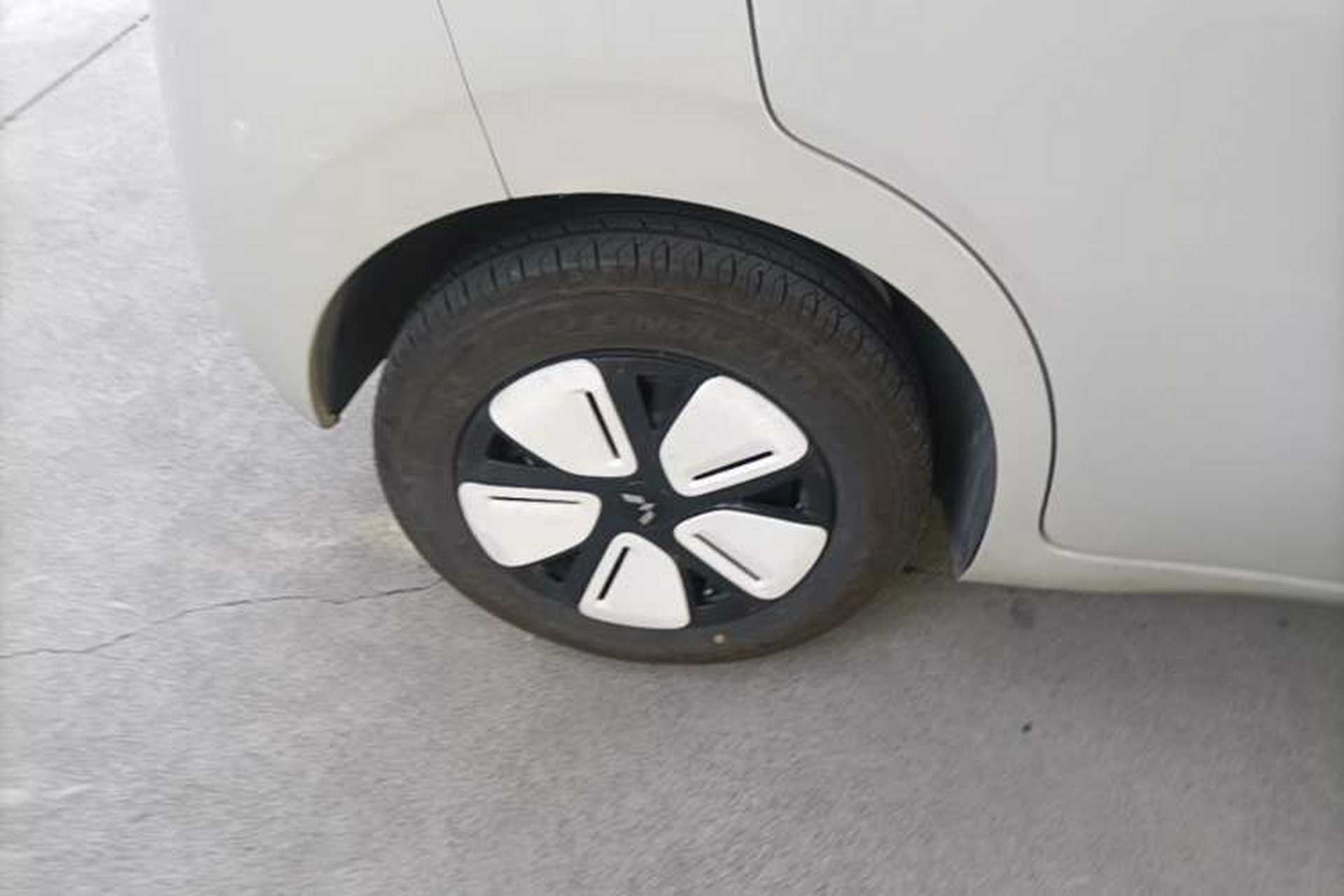 Used Wuling Hongguang MINIEV 2025 Four-Door Version Advanced Edition Exterior 5