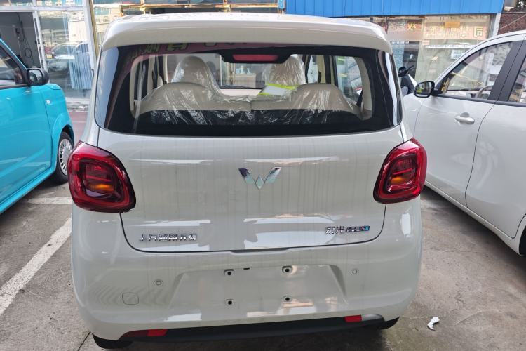 Used Wuling Hongguang MINIEV 2025 Four-Door Version Advanced Edition Exterior 5