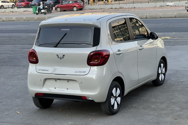 Used Wuling Hongguang MINIEV 2025 Four-Door Version Advanced Edition Exterior 5
