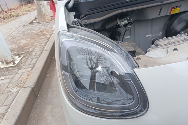 Used Wuling Hongguang MINIEV 2025 Four-Door Version Zhenxiang+ Edition Exterior 6
