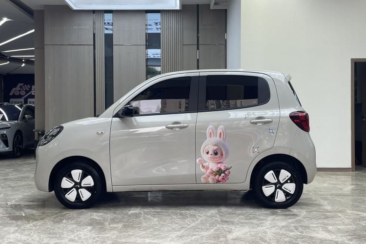 Used Wuling Hongguang MINIEV 2025 Four-Door Version Advanced Edition Exterior 6
