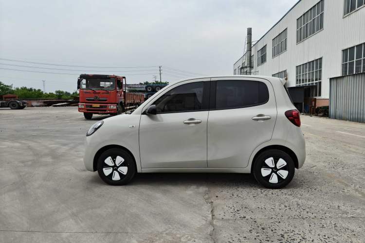 Used Wuling Hongguang MINIEV 2025 Four-Door Version Advanced Edition Exterior 8