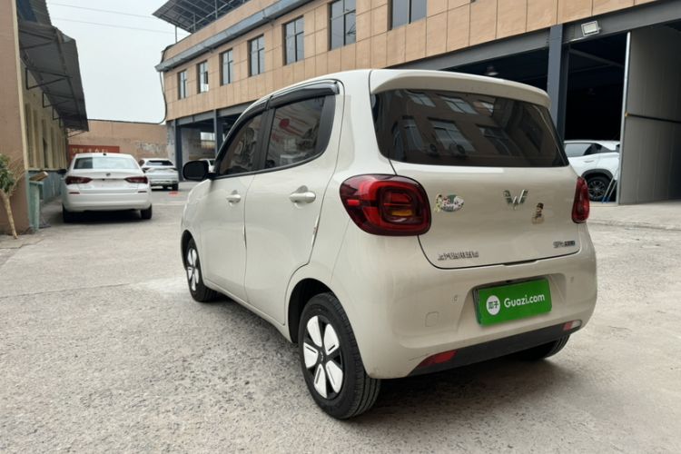 Used Wuling Hongguang MINIEV 2025 Four-Door Version Advanced Edition Exterior 8