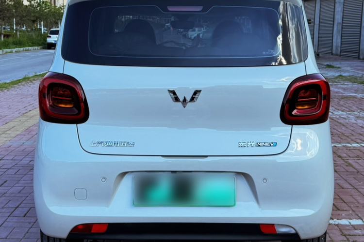 Used Wuling Hongguang MINIEV 2025 Four-Door Version Advanced Edition Exterior 9
