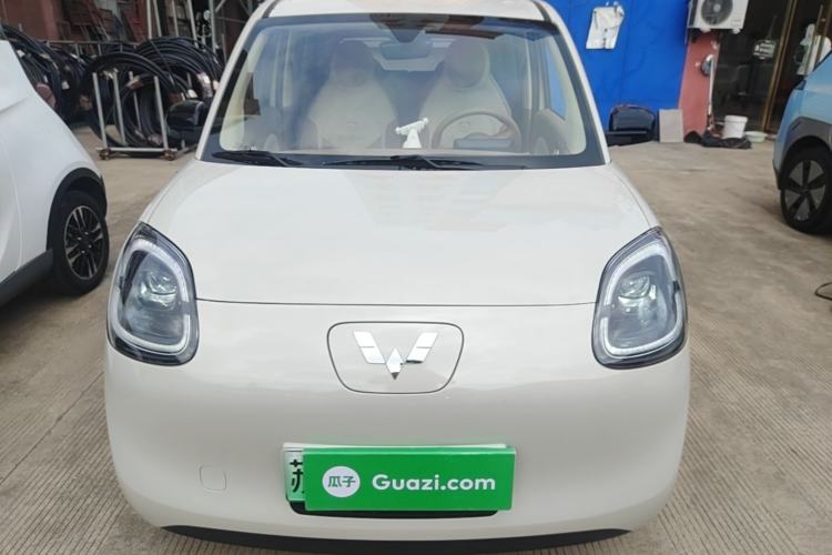 Used Wuling Hongguang MINIEV 2025 Four-Door Version Advanced Edition Front