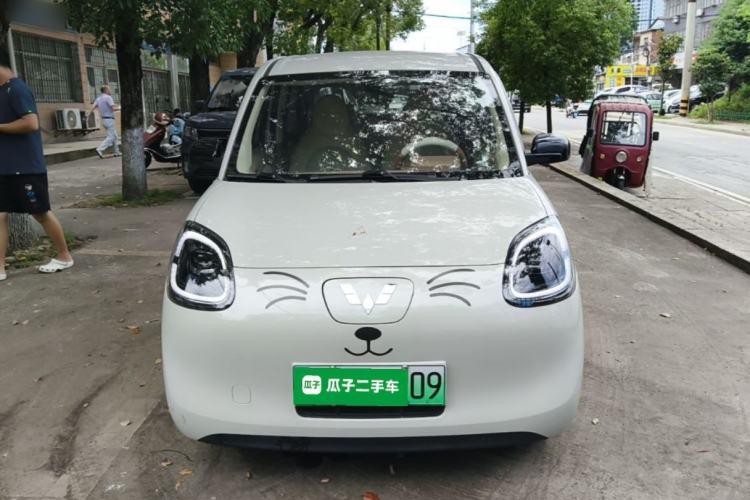 Used Wuling Hongguang MINIEV 2025 Four-Door Version Advanced Edition Front