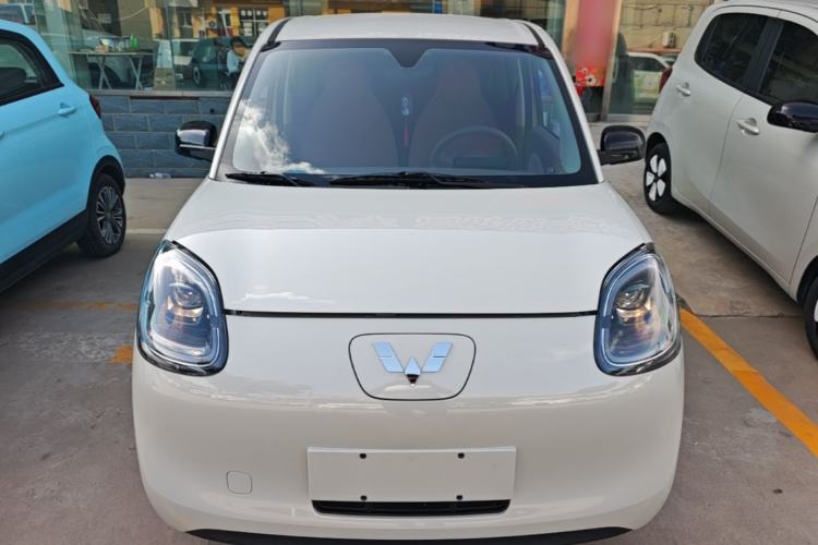 Used Wuling Hongguang MINIEV 2025 Four-Door Version Advanced Edition Front