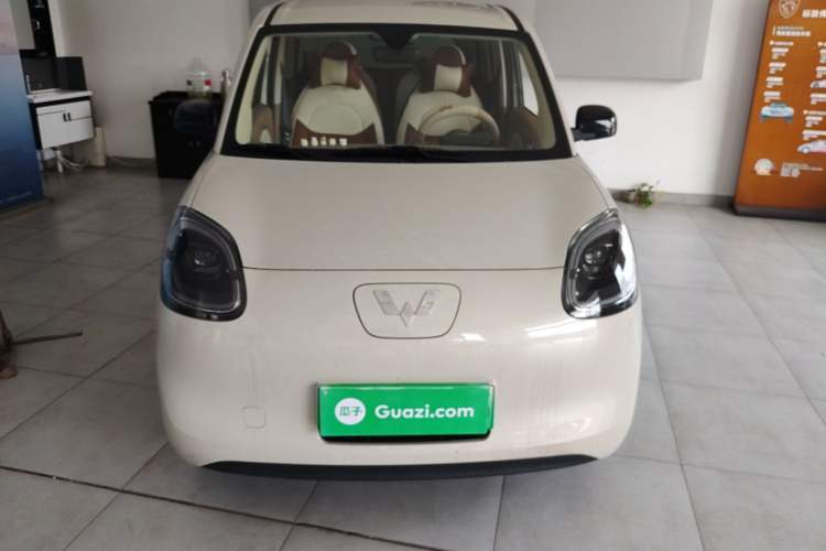 Used Wuling Hongguang MINIEV 2025 Four-Door Version Advanced Edition Front