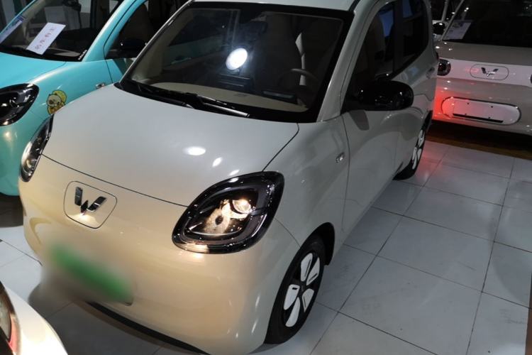 Used Wuling Hongguang MINIEV 2025 Four-Door Version Advanced Edition Front