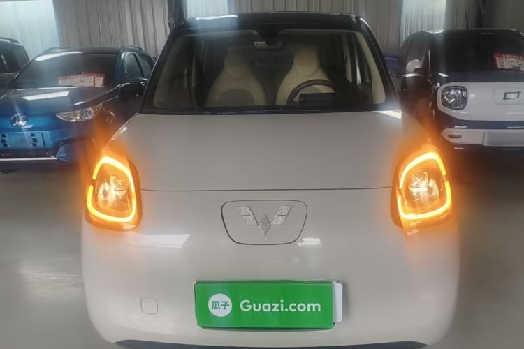 Used Wuling Hongguang MINIEV 2025 Four-Door Version Advanced Edition Front
