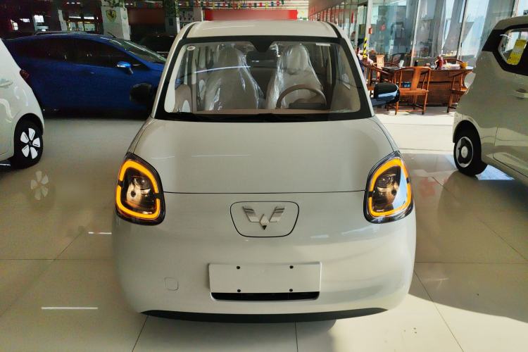 Used Wuling Hongguang MINIEV 2025 Four-Door Version Advanced Edition Front