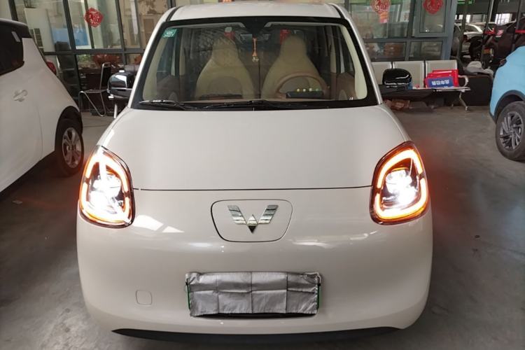 Used Wuling Hongguang MINIEV 2025 Four-Door Version Advanced Edition Front