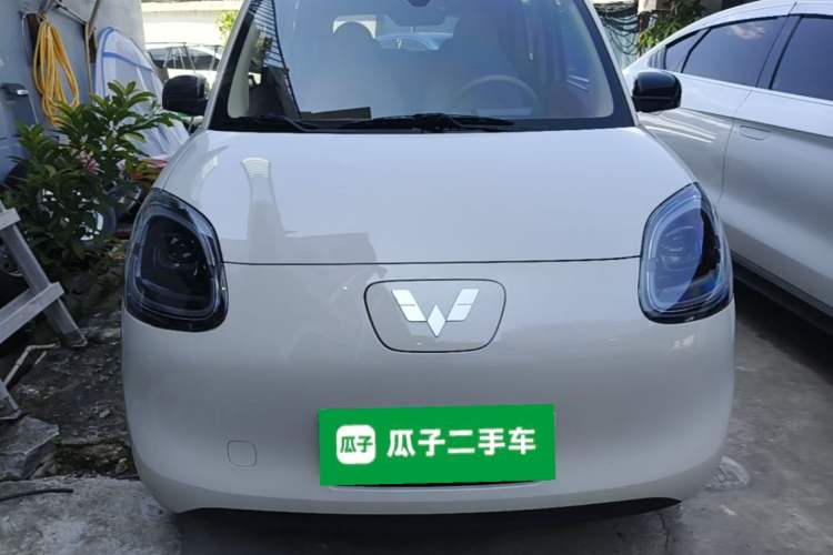 Used Wuling Hongguang MINIEV 2025 Four-Door Version Advanced Edition Front