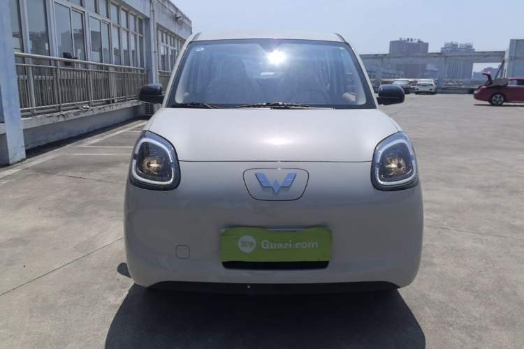 Used Wuling Hongguang MINIEV 2025 Four-Door Version Advanced Edition Front