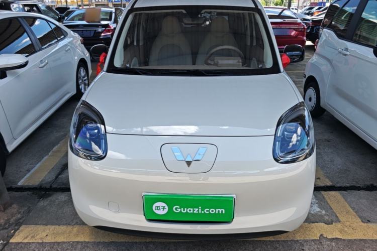 Used Wuling Hongguang MINIEV 2025 Four-Door Version Advanced Edition Front