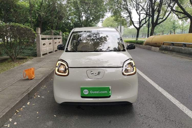 Used Wuling Hongguang MINIEV 2025 Four-Door Version Advanced Edition Front