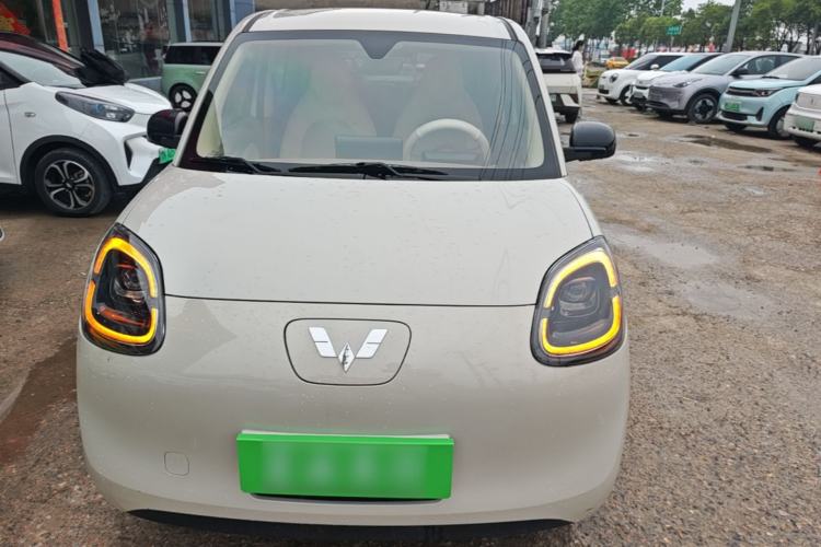 Used Wuling Hongguang MINIEV 2025 Four-Door Version Advanced Edition Front