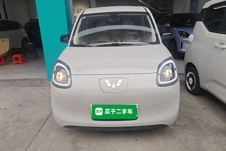 Used Wuling Hongguang MINIEV 2025 Four-Door Version Advanced Edition Front
