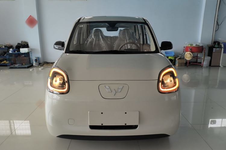 Used Wuling Hongguang MINIEV 2025 Four-Door Version Advanced Edition Front