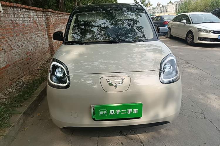 Used Wuling Hongguang MINIEV 2025 Four-Door Version Advanced Edition Front