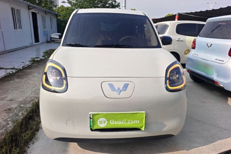 Used Wuling Hongguang MINIEV 2025 Four-Door Version Premium Edition Front