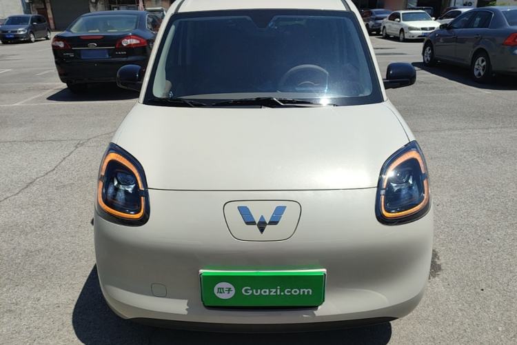 Used Wuling Hongguang MINIEV 2025 Four-Door Version Advanced Edition Front