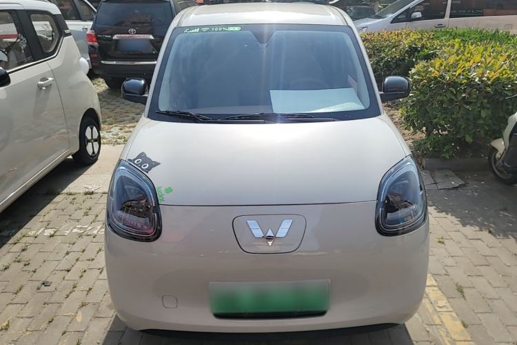 Used Wuling Hongguang MINIEV 2025 Four-Door Version Premium Edition Front
