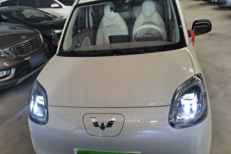 Used Wuling Hongguang MINIEV 2025 Four-Door Version Advanced Edition Front