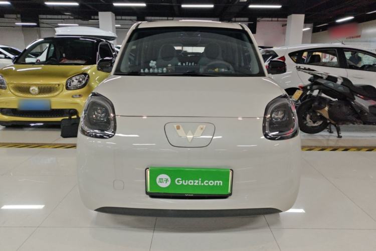 Used Wuling Hongguang MINIEV 2025 Four-Door Version Advanced Edition Front