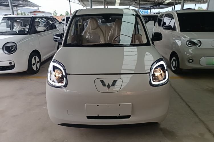 Used Wuling Hongguang MINIEV 2025 Four-Door Version Advanced Edition Front