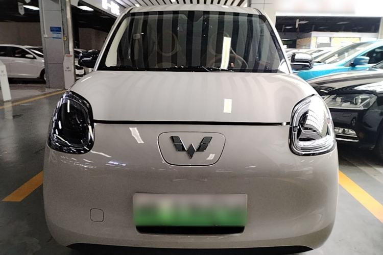Used Wuling Hongguang MINIEV 2025 Four-Door Version Advanced Edition Front