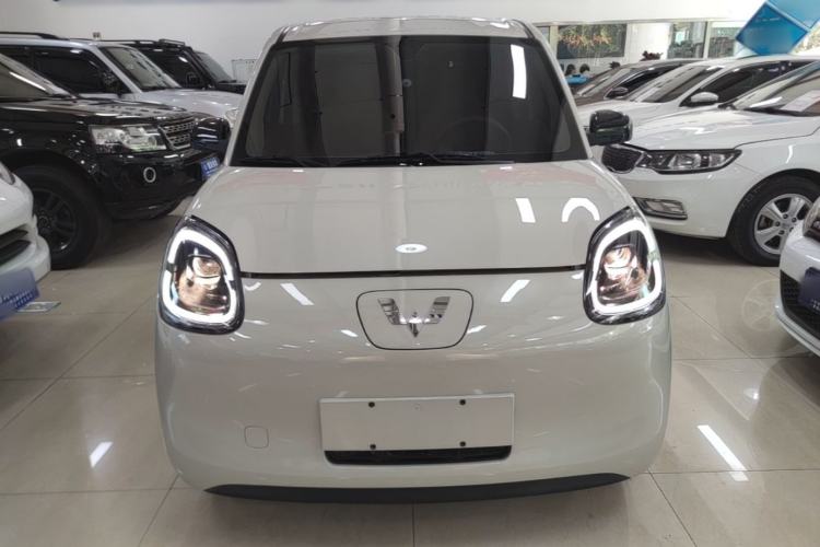 Used Wuling Hongguang MINIEV 2025 Four-Door Version Advanced Edition Front