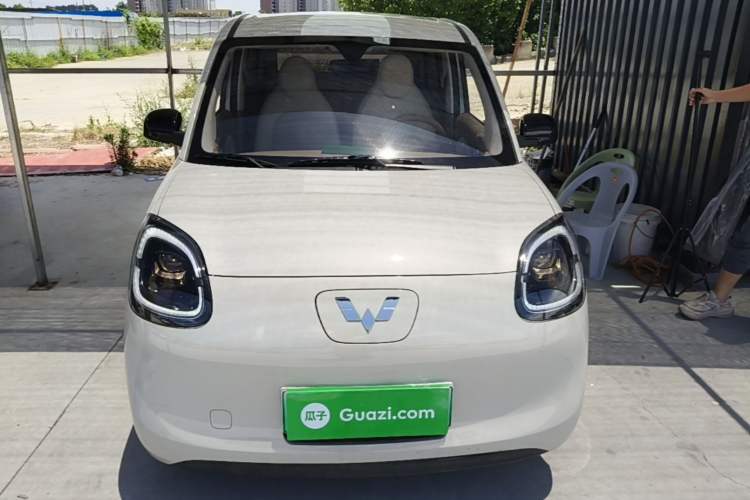 Used Wuling Hongguang MINIEV 2025 Four-Door Version Advanced Edition Front