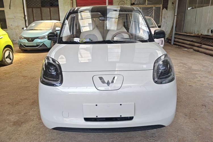 Used Wuling Hongguang MINIEV 2025 Four-Door Version Advanced Edition Front