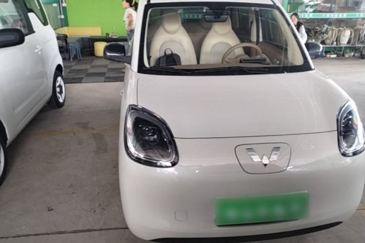 Used Wuling Hongguang MINIEV 2025 Four-Door Version Advanced Edition Front