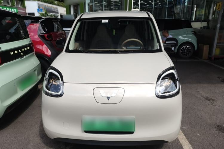 Used Wuling Hongguang MINIEV 2025 Four-Door Version Advanced Edition Front