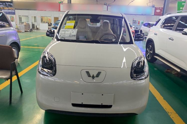 Used Wuling Hongguang MINIEV 2025 Four-Door Version Advanced Edition Front