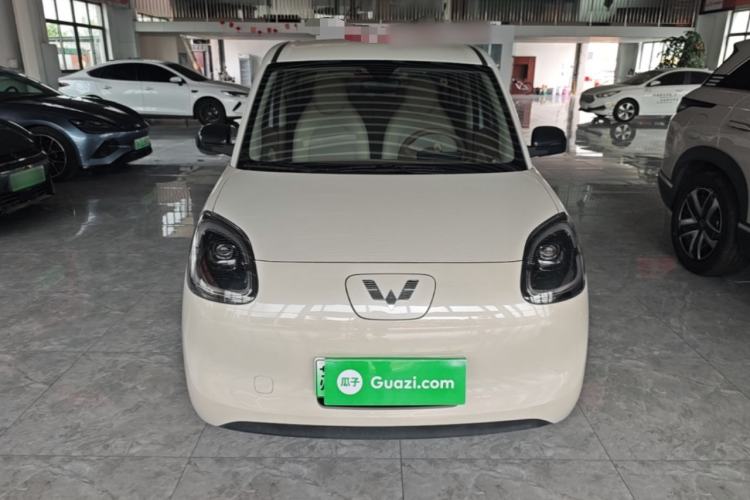 Used Wuling Hongguang MINIEV 2025 Four-Door Version Advanced Edition Front