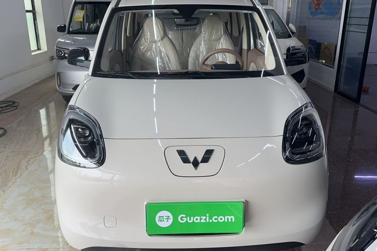 Used Wuling Hongguang MINIEV 2025 Four-Door Version Advanced Edition Front