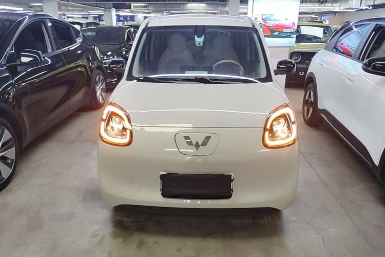 Used Wuling Hongguang MINIEV 2025 Four-Door Version Advanced Edition Front