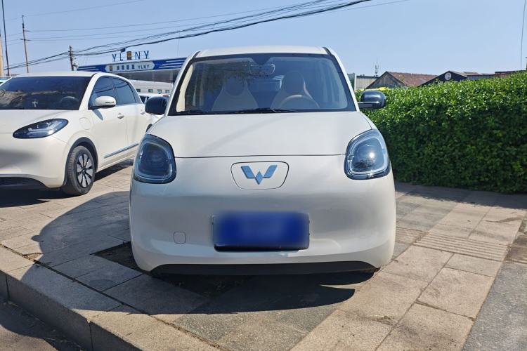 Used Wuling Hongguang MINIEV 2025 Four-Door Version Advanced Edition Front