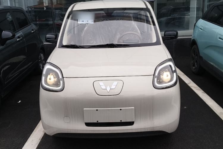 Used Wuling Hongguang MINIEV 2025 Four-Door Version Advanced Edition Front