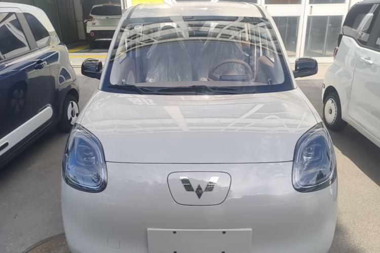 Used Wuling Hongguang MINIEV 2025 Four-Door Version Advanced Edition Front