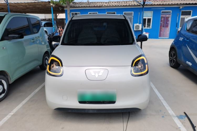 Used Wuling Hongguang MINIEV 2025 Four-Door Version Advanced Edition Front