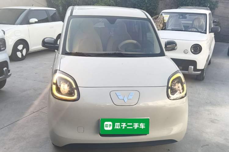 Used Wuling Hongguang MINIEV 2025 Four-Door Version Advanced Edition Front