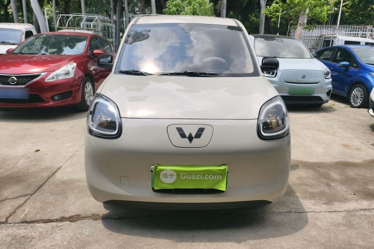 Used Wuling Hongguang MINIEV 2025 Four-Door Version Premium Edition Front