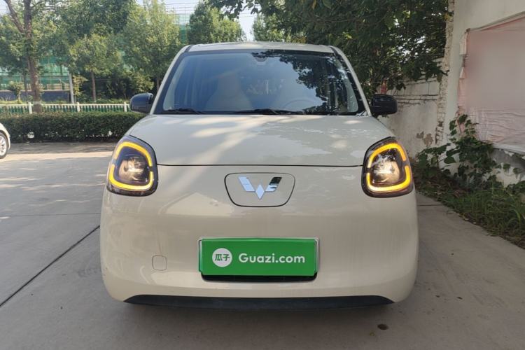 Used Wuling Hongguang MINIEV 2025 Four-Door Version Advanced Edition Front